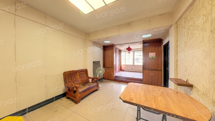 海南金海城公寓二手房实景图