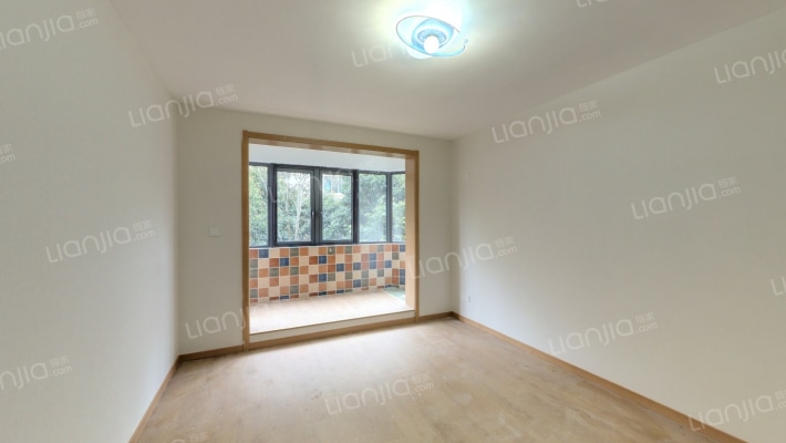 浦江花园南区二手房实景图