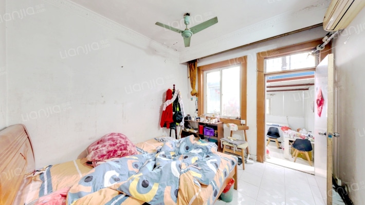 尧石二村二手房实景图