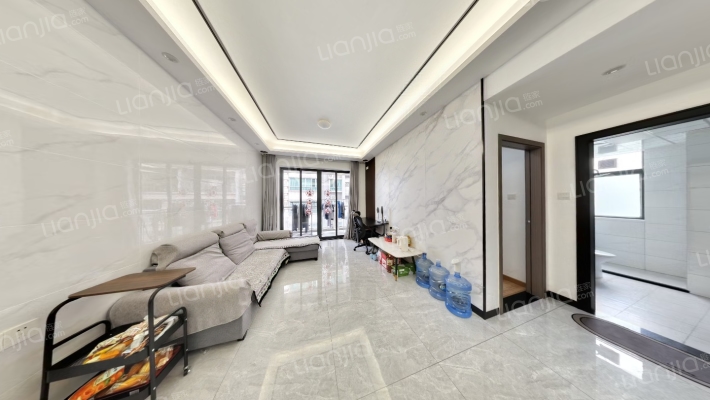 希尔顿广场二手房实景图