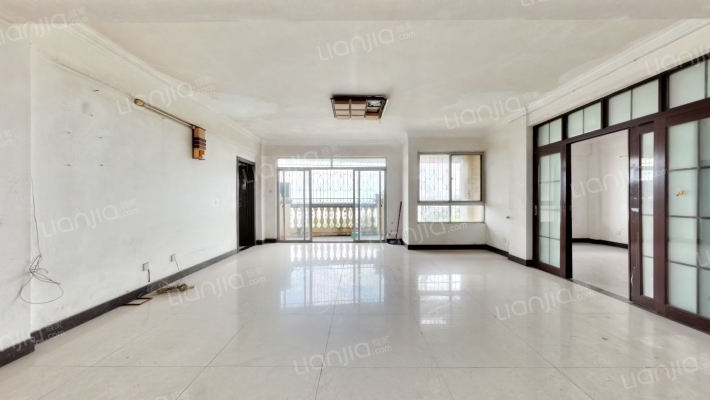 秀苑海景花园二手房实景图