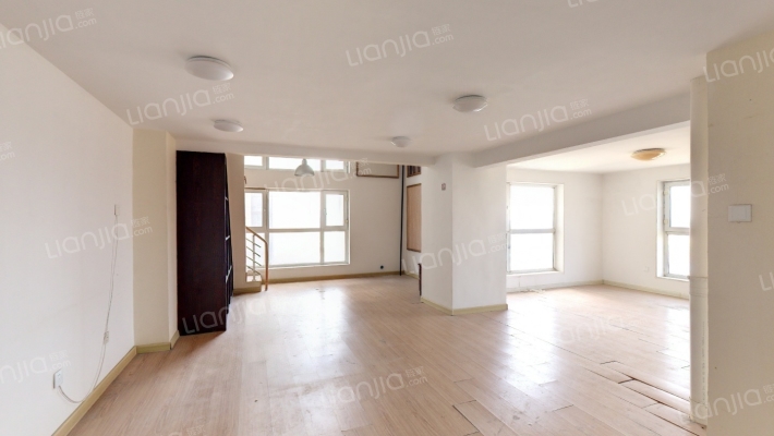 创客大厦二手房实景图