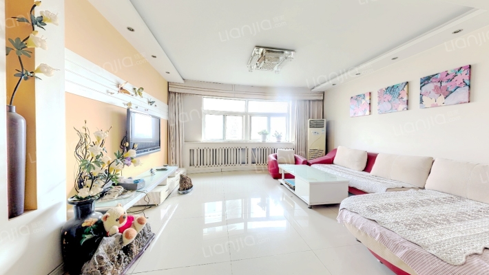 新东方华庭二手房实景图