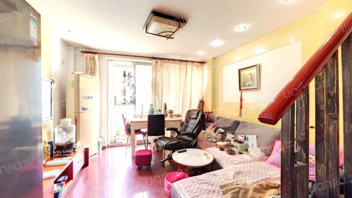 荣盛阳光名邸二手房实景图