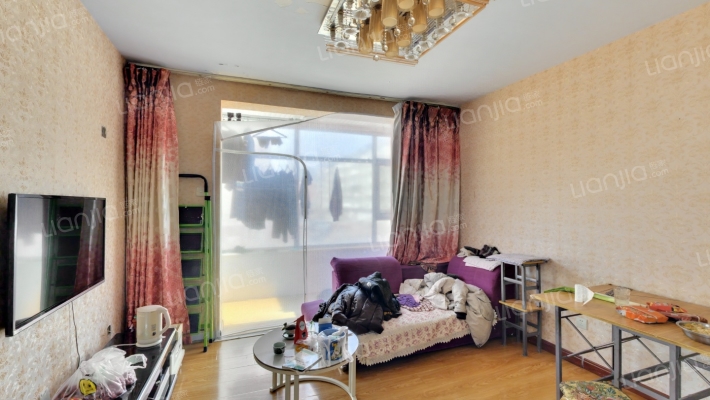 美印雅苑二手房实景图