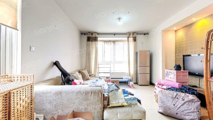 龙凤嘉园一期二手房实景图