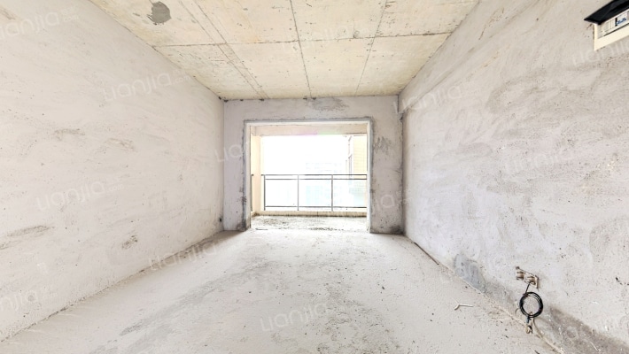 成峰水岸丽都二手房实景图