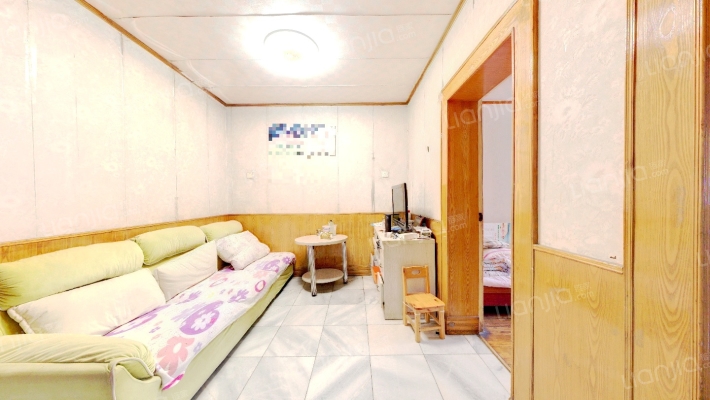 安拖生活小区二手房实景图