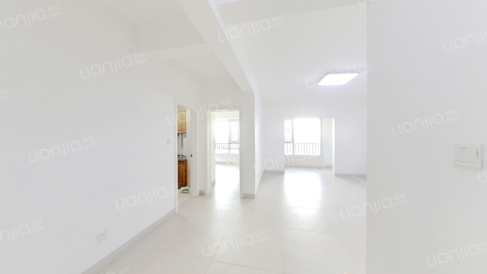 招商依云郡二手房实景图