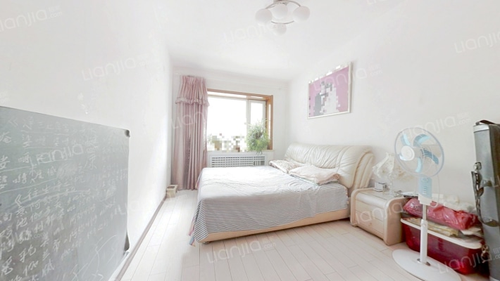 维也纳河畔新城二手房实景图