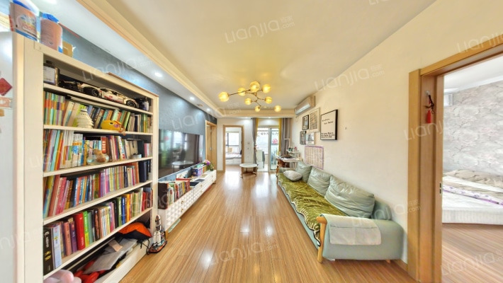 万科城嘉兰苑二手房实景图