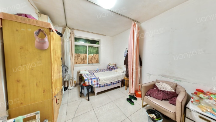 新鸿一区二手房实景图