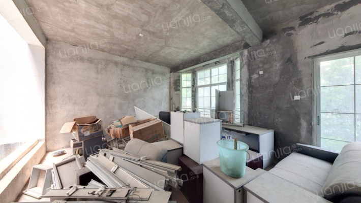 山水英伦庄园二手房实景图