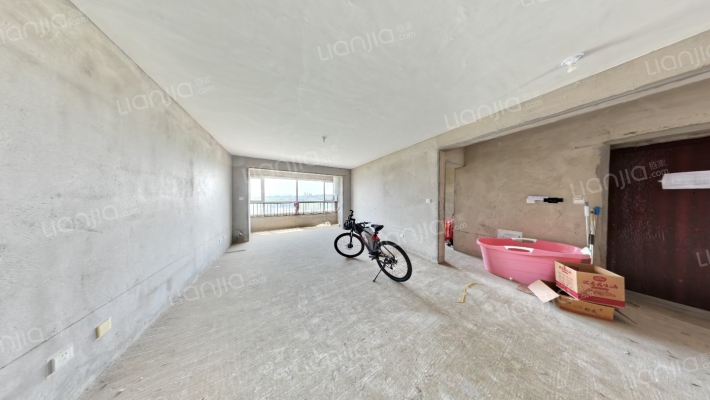 安泰华府二手房实景图