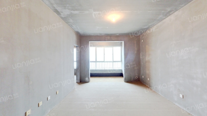 白桦林家愿二手房实景图