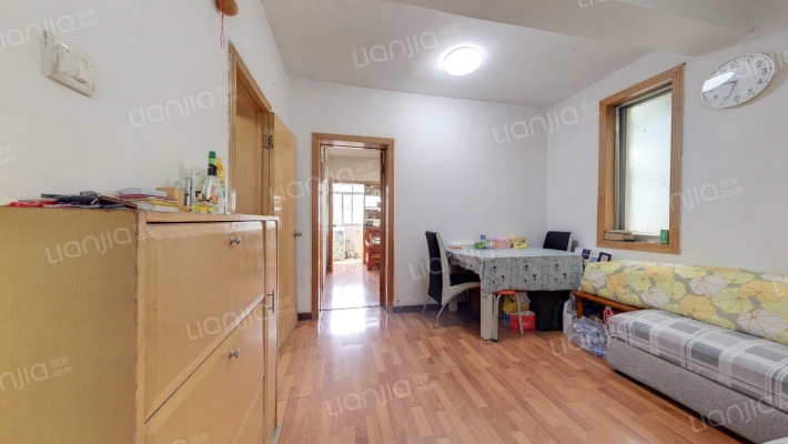 积翠新村二手房实景图