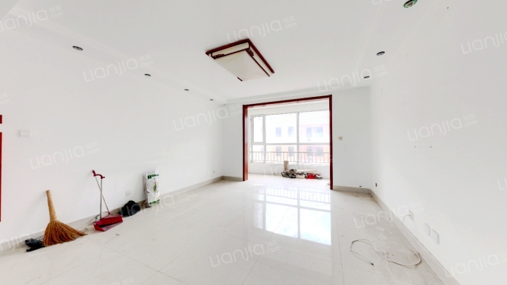 鸿泰景园二手房实景图