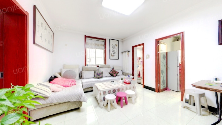 汽配小区二手房实景图