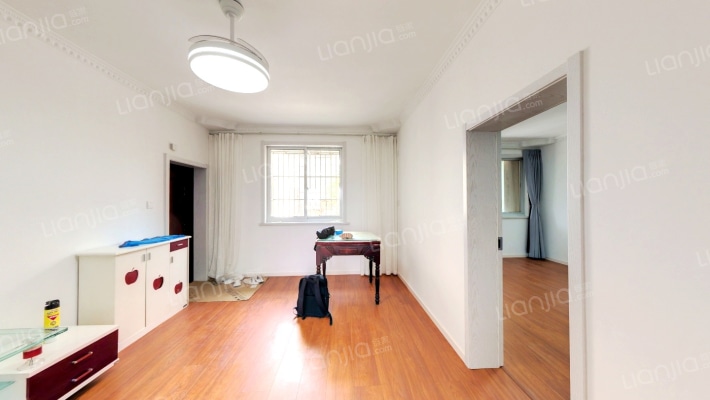 开发新村C区二手房实景图