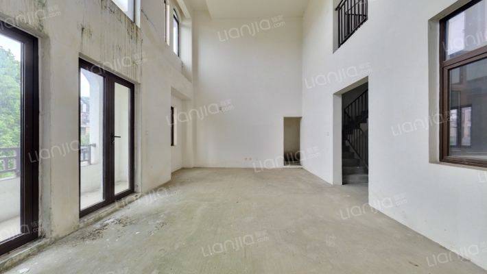 瓦伦西岛二手房实景图