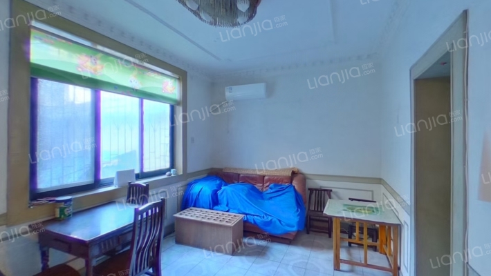 粮贸小区二手房实景图