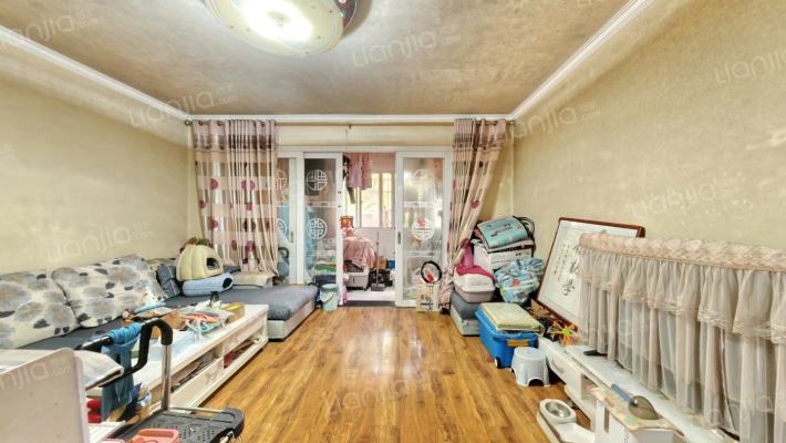 红谷世纪花园C区二手房实景图