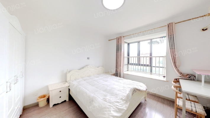 东风家园二手房实景图