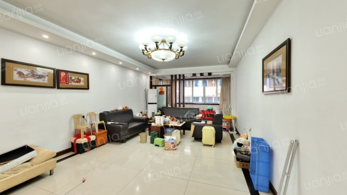 泰时花园二手房实景图