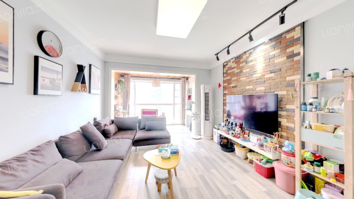 中粮鸿云二手房实景图