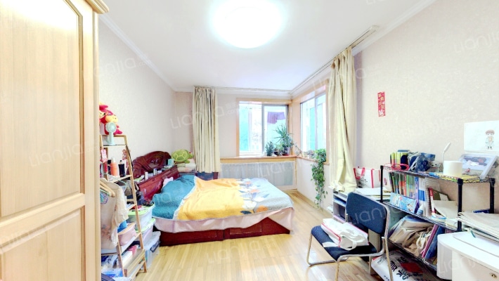 八一路（新起屯商圈）二手房实景图