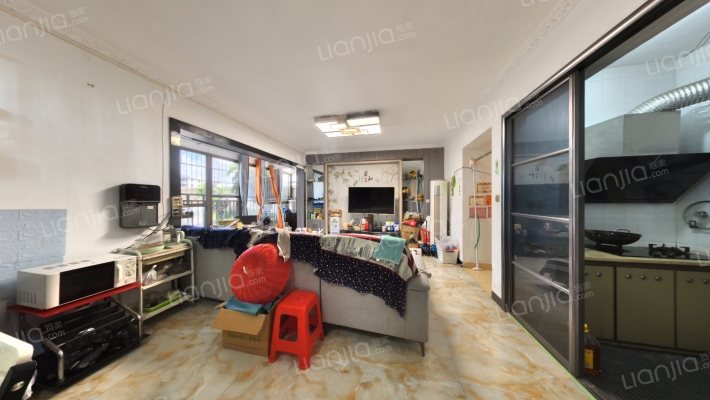 金威名轩二手房实景图