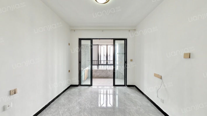 景湖佳园二手房实景图