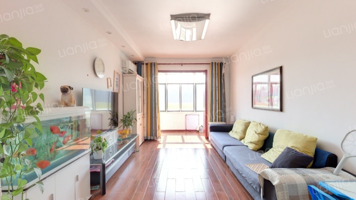 二三二厂家属楼二手房实景图