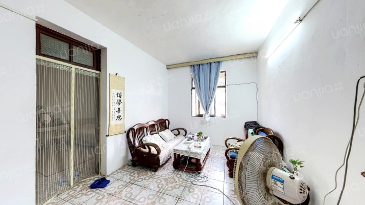 海南省生产资料宿舍二手房实景图