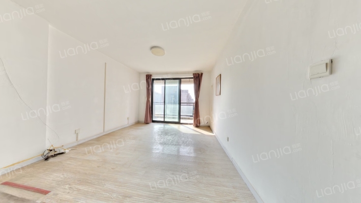 亲亲家园四期二手房实景图