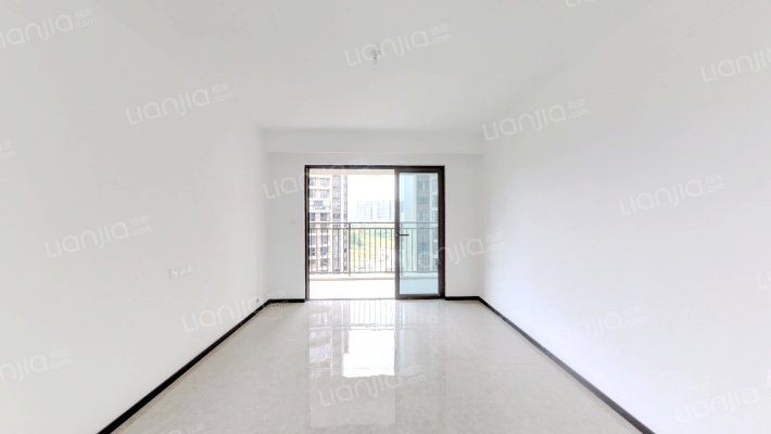 龙光玖誉湾二手房实景图