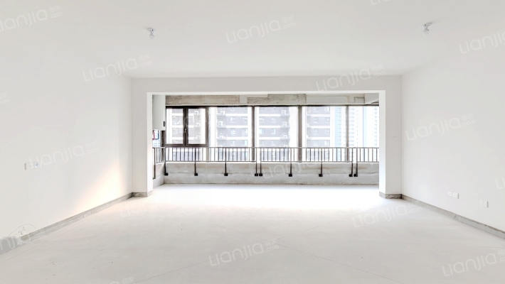 越秀麓端府二手房实景图