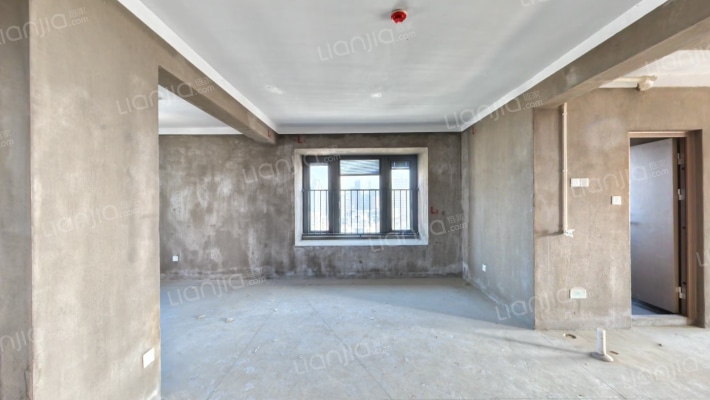 绿城春来云潮二手房实景图