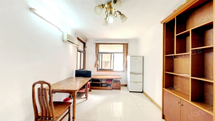 土地局宿舍二手房实景图