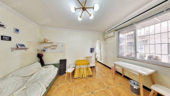 四川省地矿局区域地质调查队宿舍二手房实景图