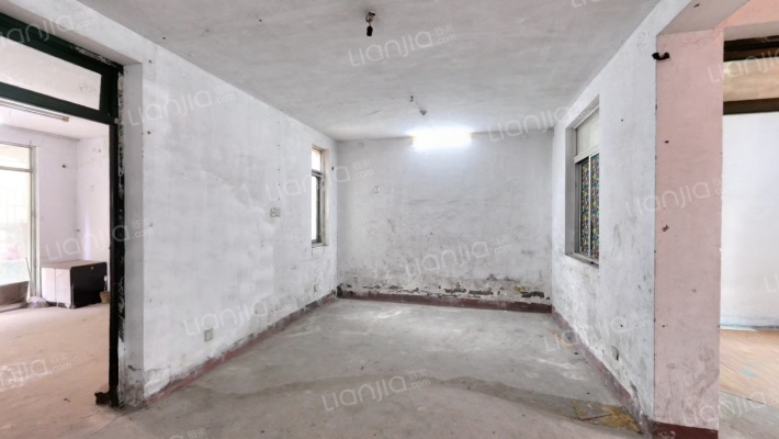 监管支队宿舍二手房实景图