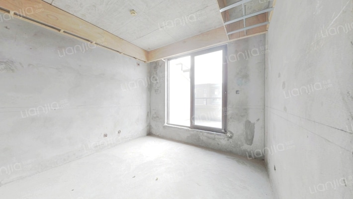 水岸华庭二手房实景图