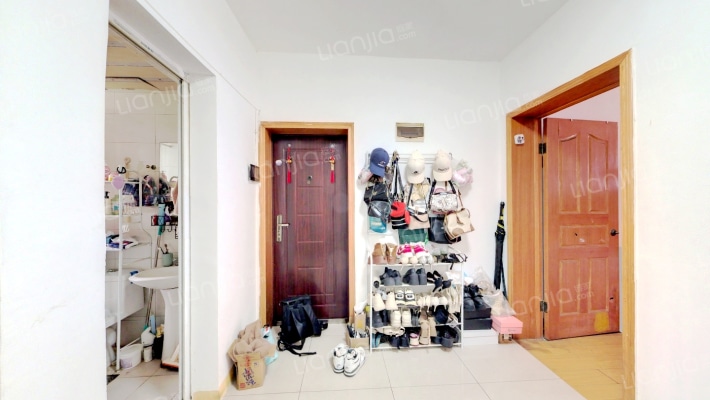 尹三小区二手房实景图