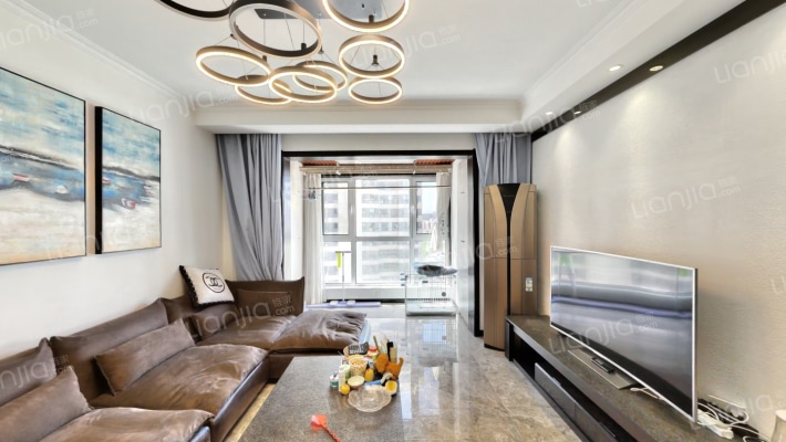 自然界忘岳二手房实景图