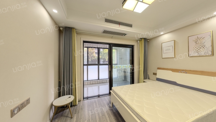 如歌花苑西区二手房实景图