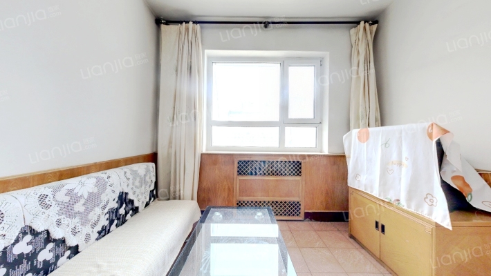 公交点式楼宿舍二手房实景图