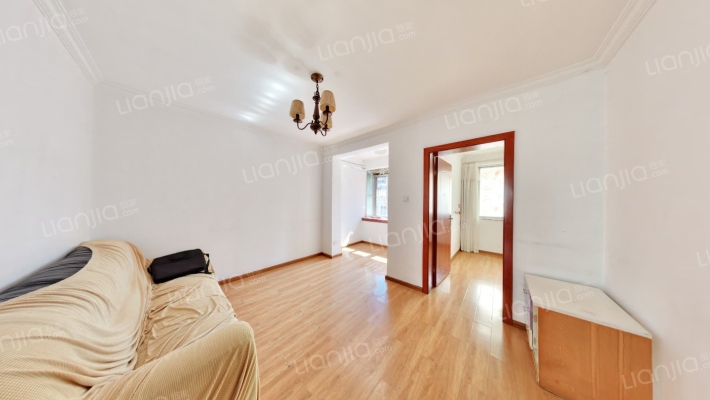 云南省证券公司住宅楼二手房实景图