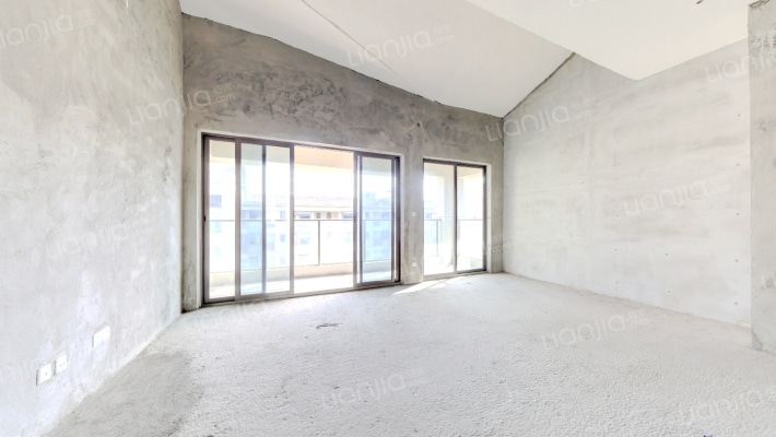 领地悦府二手房实景图