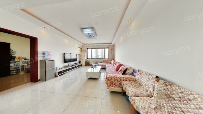 泰基花溪谷二手房实景图