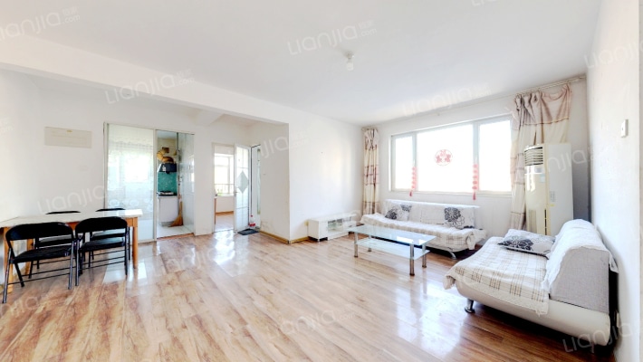 东方星小区二手房实景图